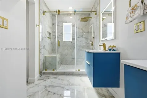 2400 SW 21st Terrace Miami FL 33145
