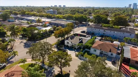 2400 SW 21st Terrace Miami FL 33145