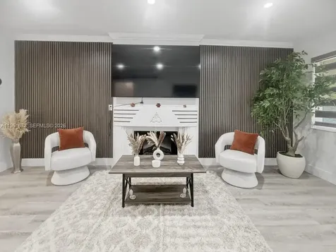 2400 SW 21st Terrace Miami FL 33145