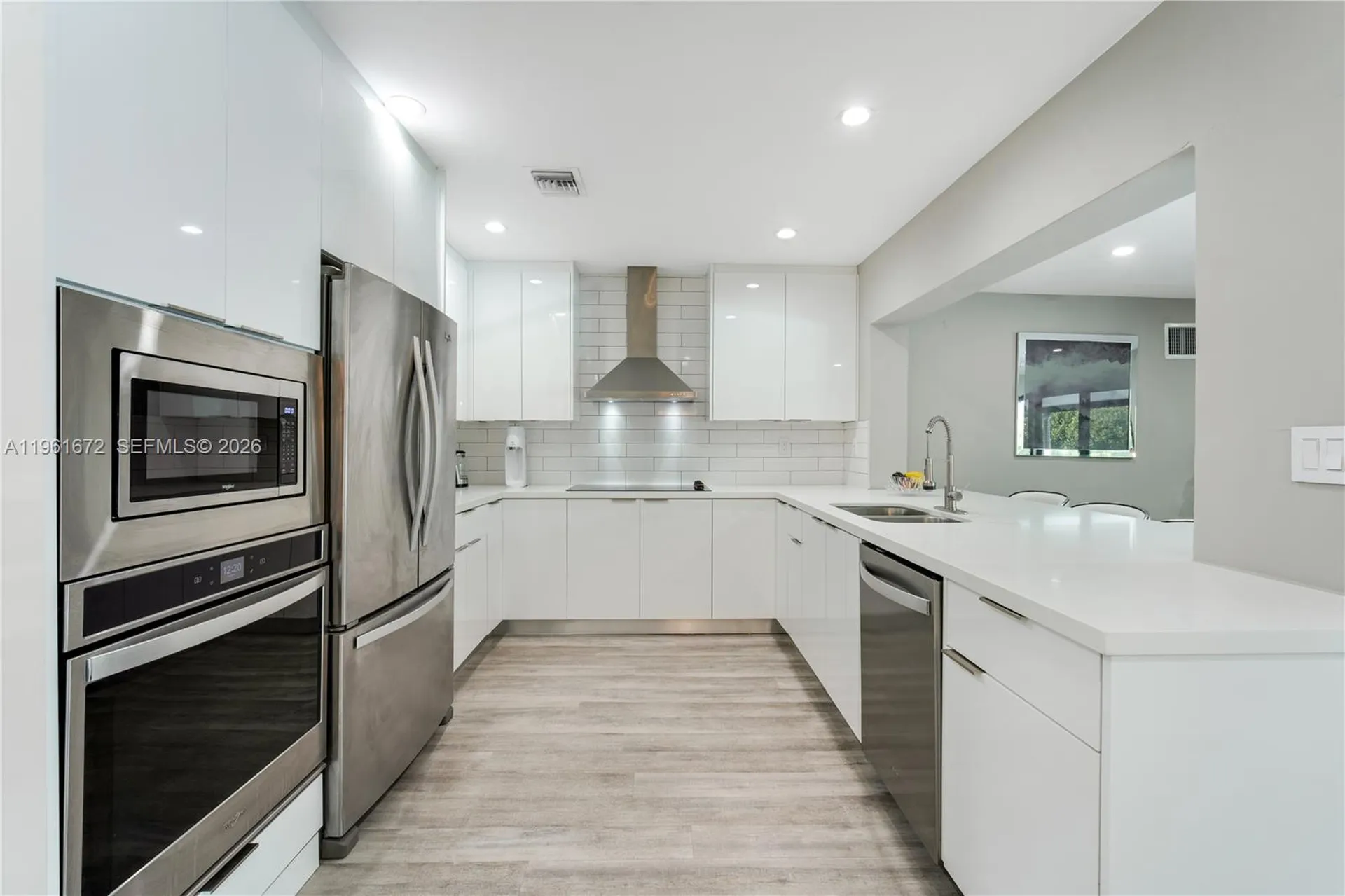 2701 NE 52nd Street Lighthouse Point FL 33064