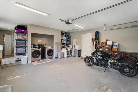 2701 NE 52nd Street Lighthouse Point FL 33064