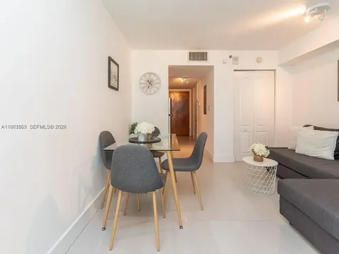 1200 Brickell Bay Drive Miami FL 33131