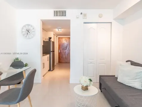 1200 Brickell Bay Drive Miami FL 33131