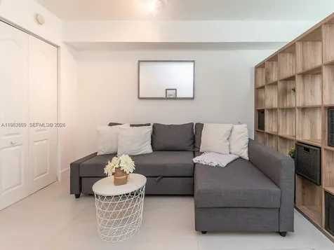 1200 Brickell Bay Drive Miami FL 33131