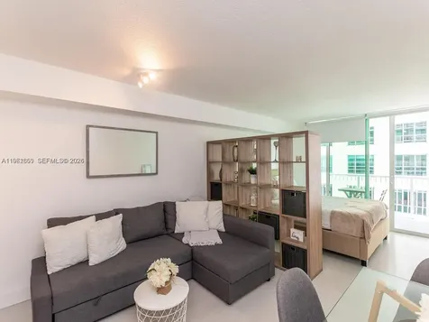 1200 Brickell Bay Drive Miami FL 33131