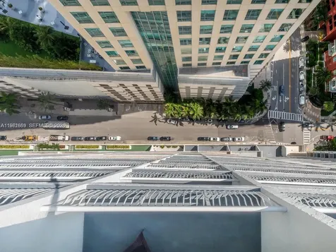 1200 Brickell Bay Drive Miami FL 33131
