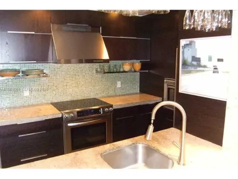 2642 NW 33rd Street Oakland Park FL 33309