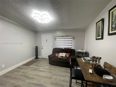 19800 SW 180th Avenue Unit 132 Miami FL 33187