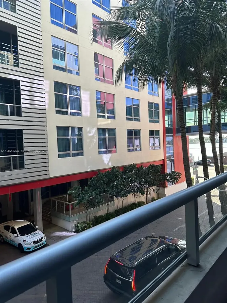 777 N Ocean Drive Hollywood FL 33019