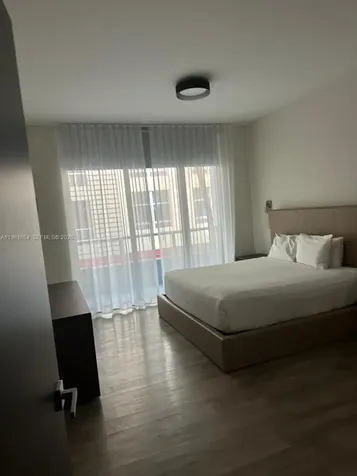 777 N Ocean Drive Hollywood FL 33019