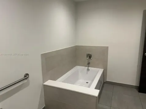 777 N Ocean Drive Hollywood FL 33019