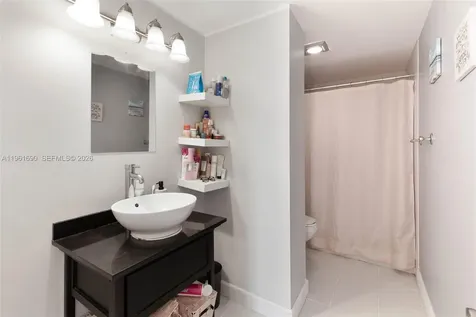 4400 Hillcrest Drive Hollywood FL 33021