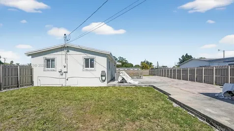 22301 SW 117th Place Miami FL 33170