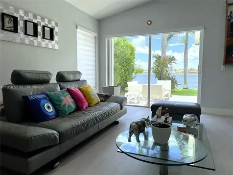 1605 Salerno Circle Weston FL 33327