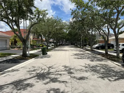 1605 Salerno Circle Weston FL 33327