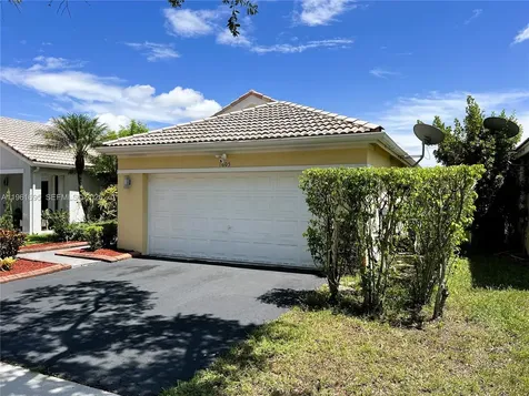 1605 Salerno Circle Weston FL 33327
