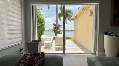 1605 Salerno Circle Weston FL 33327