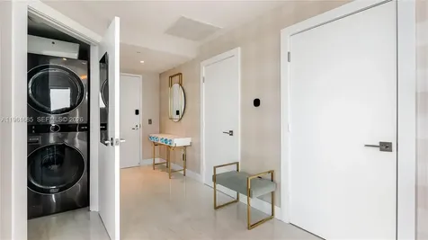 60 SW 13th Street Miami FL 33130