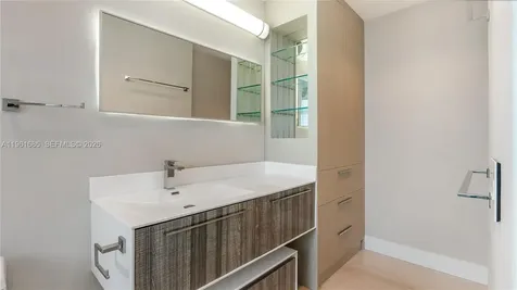 60 SW 13th Street Miami FL 33130