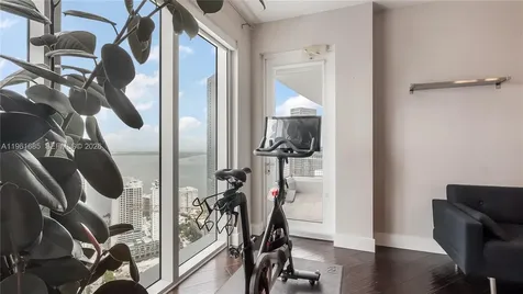60 SW 13th Street Miami FL 33130