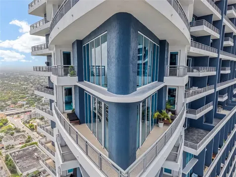 60 SW 13th Street Miami FL 33130