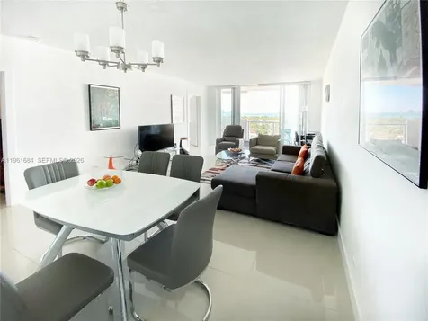 5601 Collins Avenue Miami Beach FL 33140