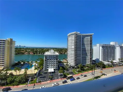 5601 Collins Avenue Miami Beach FL 33140