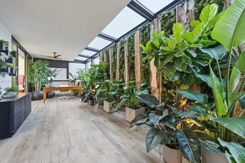 1000 Venetian Way Miami Beach FL 33139