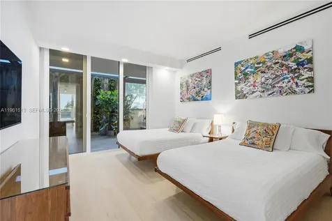 1000 Venetian Way Miami Beach FL 33139