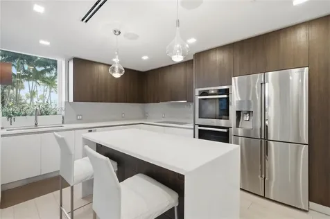 1000 Venetian Way Miami Beach FL 33139