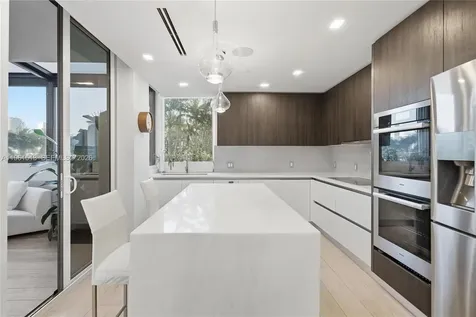 1000 Venetian Way Miami Beach FL 33139