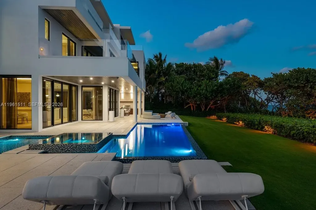 1107 Hillsboro Mile Hillsboro Beach FL 33062