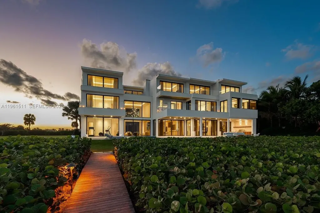 1107 Hillsboro Mile Hillsboro Beach FL 33062