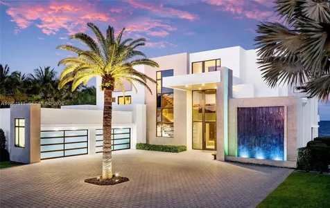 1107 Hillsboro Mile Hillsboro Beach FL 33062