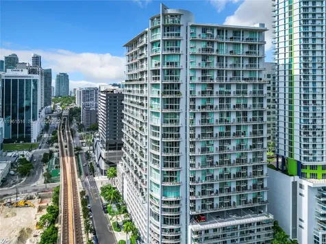 690 SW 1st Court Miami FL 33130