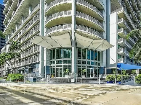 690 SW 1st Court Miami FL 33130