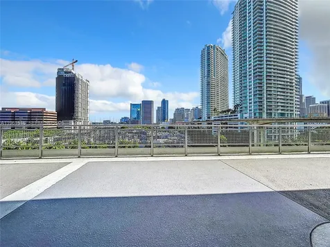 690 SW 1st Court Miami FL 33130