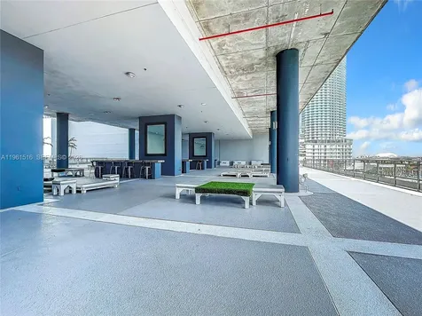 690 SW 1st Court Miami FL 33130