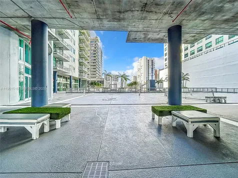 690 SW 1st Court Miami FL 33130