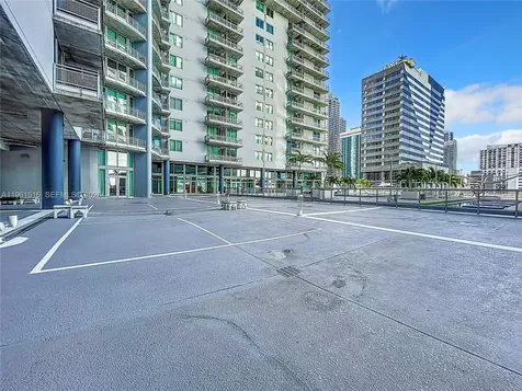 690 SW 1st Court Miami FL 33130
