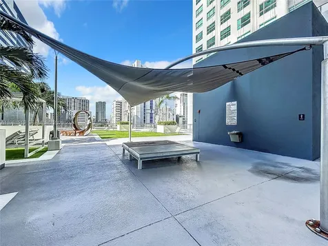 690 SW 1st Court Miami FL 33130