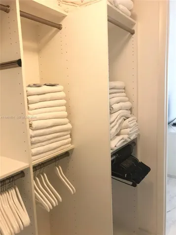 15811 Collins Avenue Sunny Isles Beach FL 33160