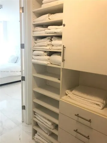 15811 Collins Avenue Sunny Isles Beach FL 33160