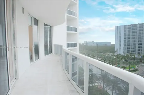 15811 Collins Avenue Sunny Isles Beach FL 33160