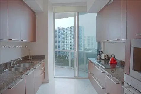 15811 Collins Avenue Sunny Isles Beach FL 33160