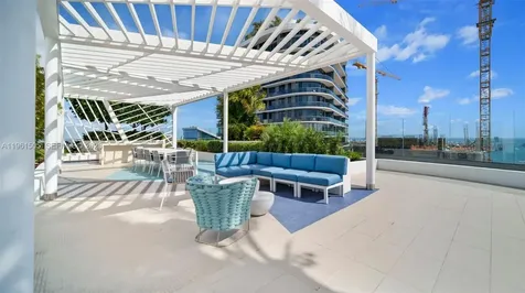 45 SW 9th Street Miami FL 33130