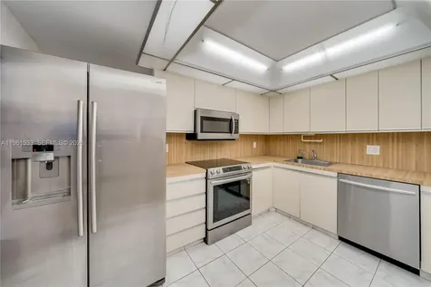 2500 Parkview Drive Hallandale Beach FL 33009