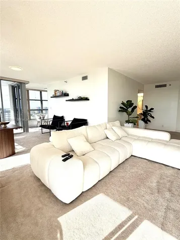 3530 Mystic Pointe Drive Aventura FL 33180