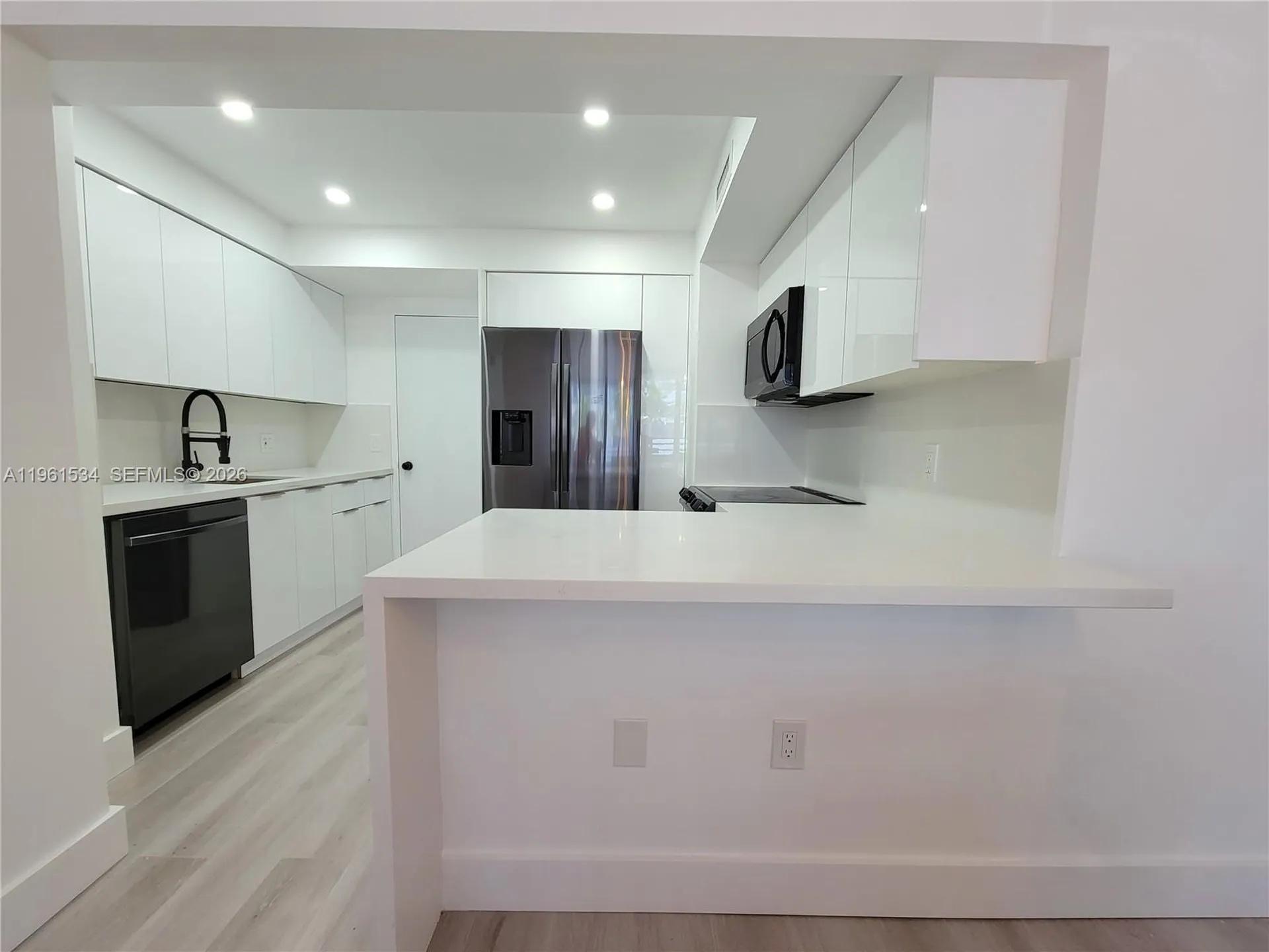 3505 S Ocean Drive Hollywood FL 33019