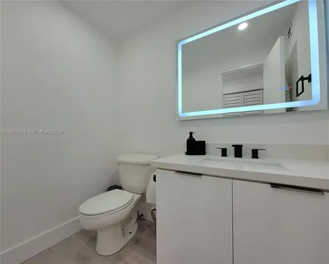 3505 S Ocean Drive Hollywood FL 33019